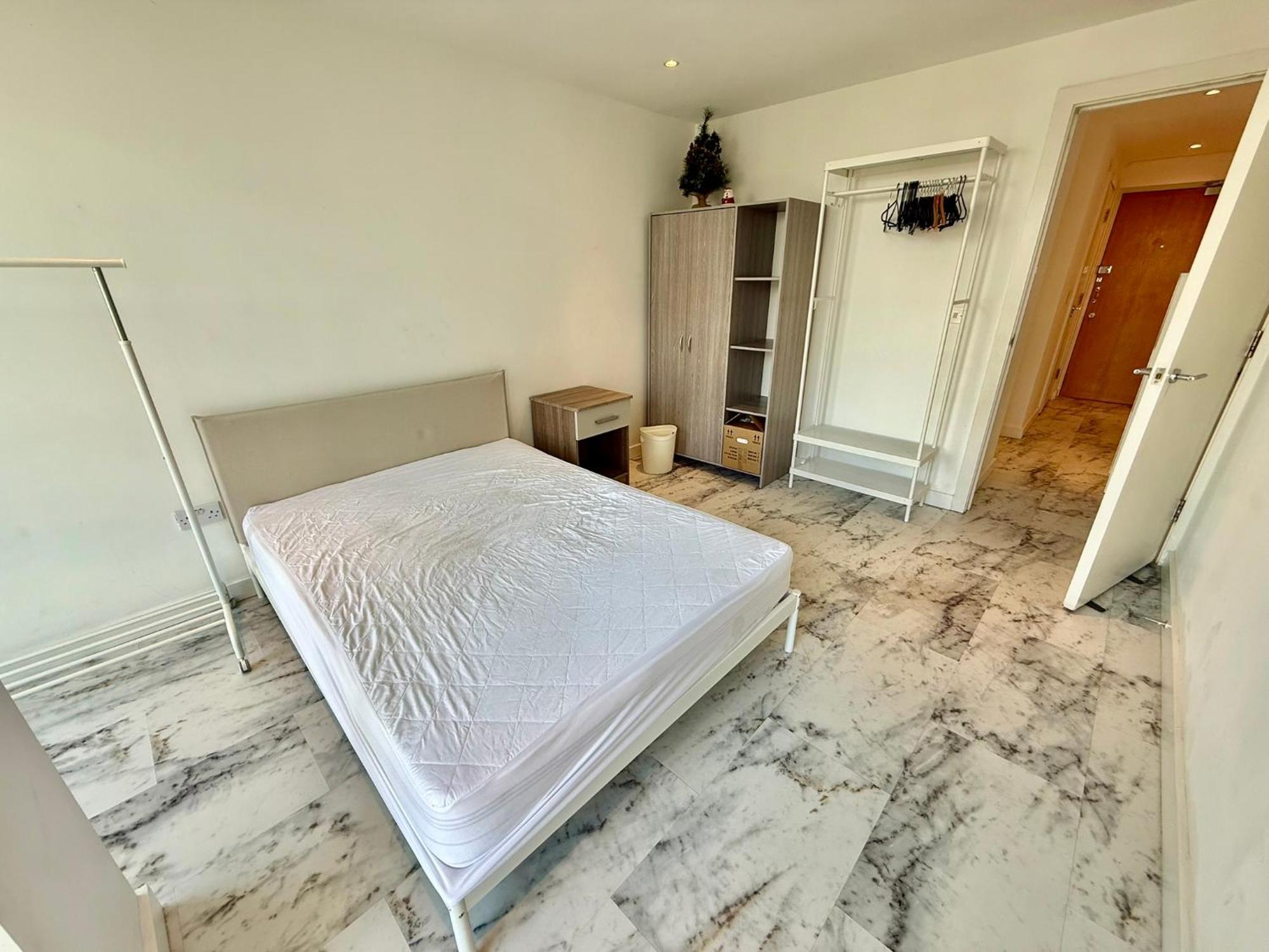 Apartahotel Deluxe Entire With 2x Bedrooms, 2x Bathrooms And A Big Living In The Olympic Park And Westfield At Stratford *